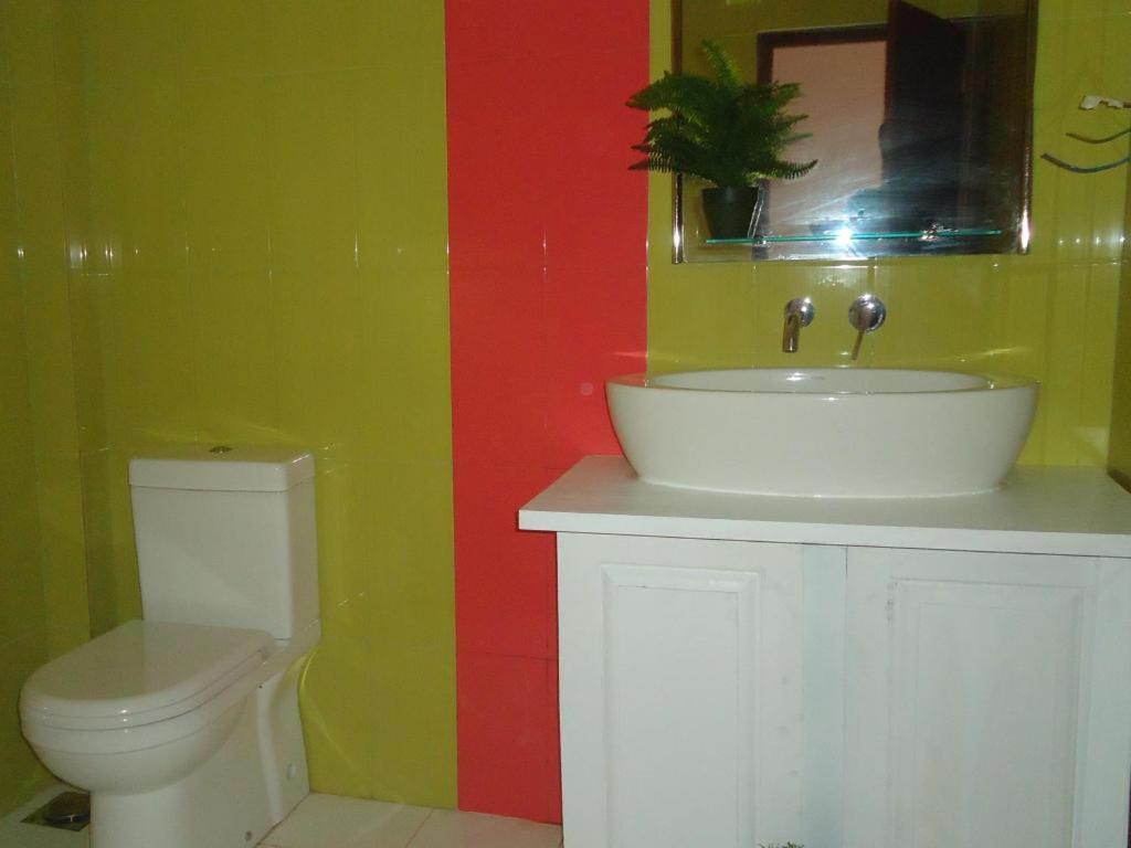 Bridge Hotel Negombo Kimbulapitiya Esterno foto