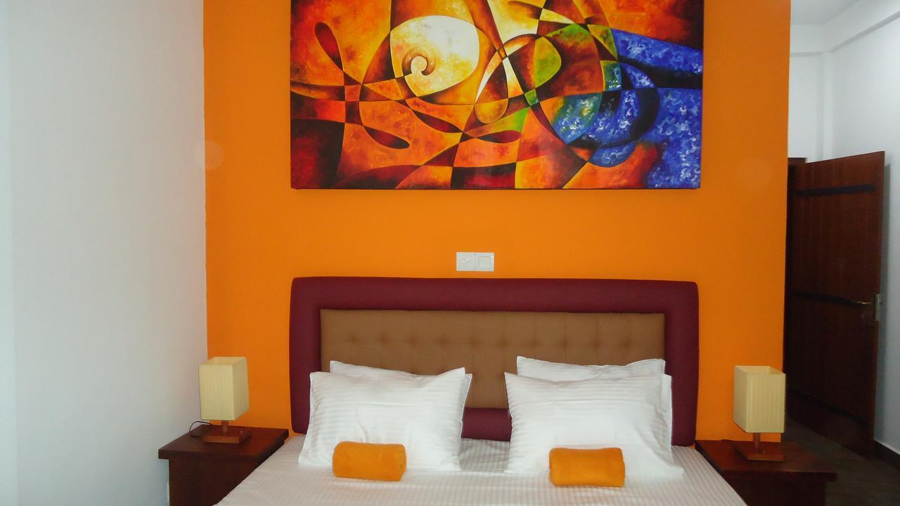 Bridge Hotel Negombo Kimbulapitiya Esterno foto