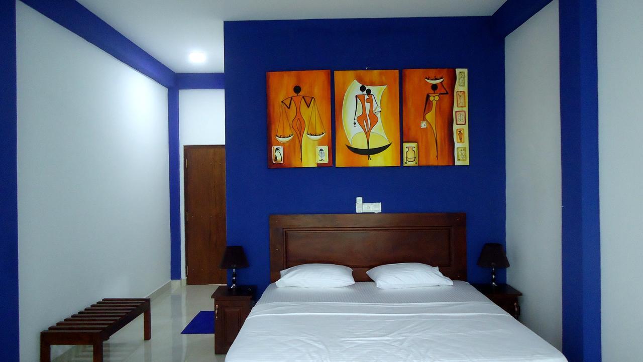 Bridge Hotel Negombo Kimbulapitiya Esterno foto