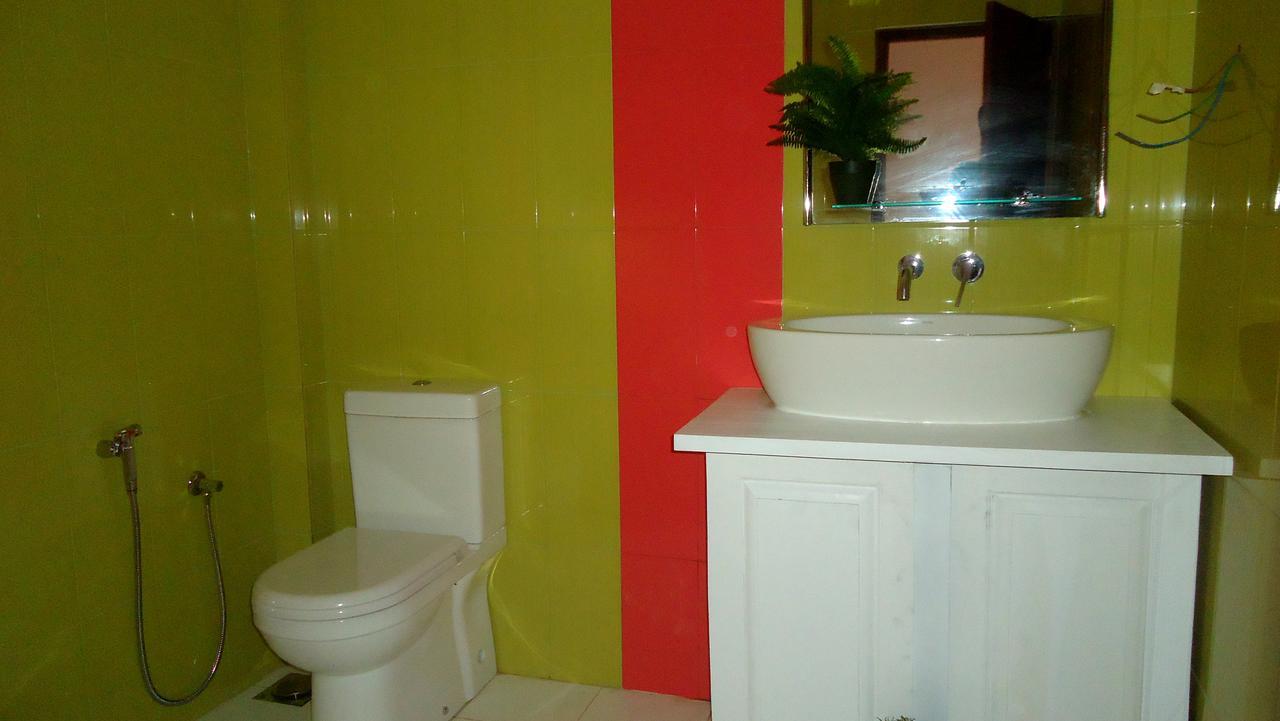 Bridge Hotel Negombo Kimbulapitiya Esterno foto
