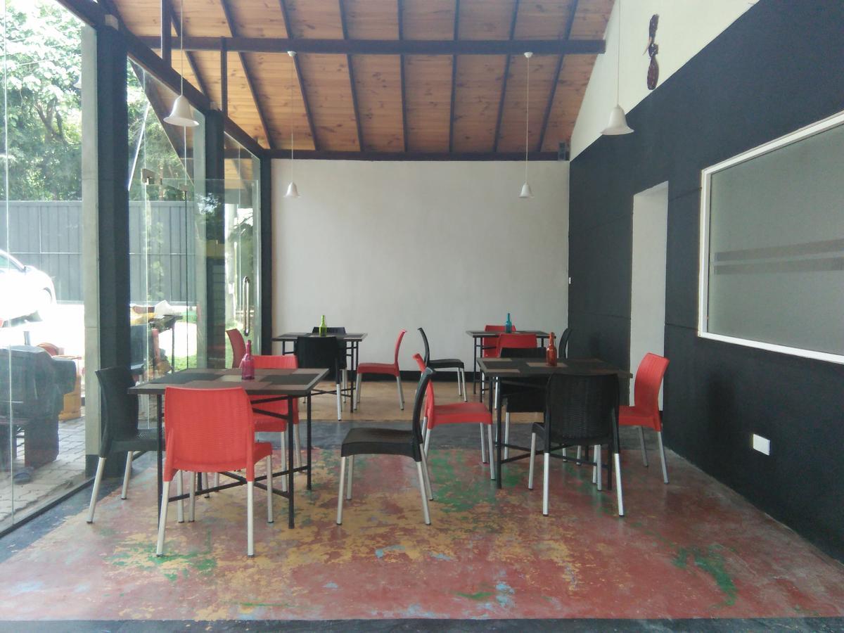 Bridge Hotel Negombo Kimbulapitiya Esterno foto